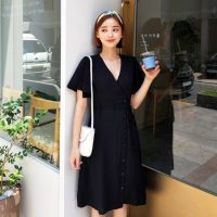 夏こそ映える黒アイテムの着こなし方