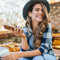 風水で導かれる2019年開運のキーアイテムはスマホ